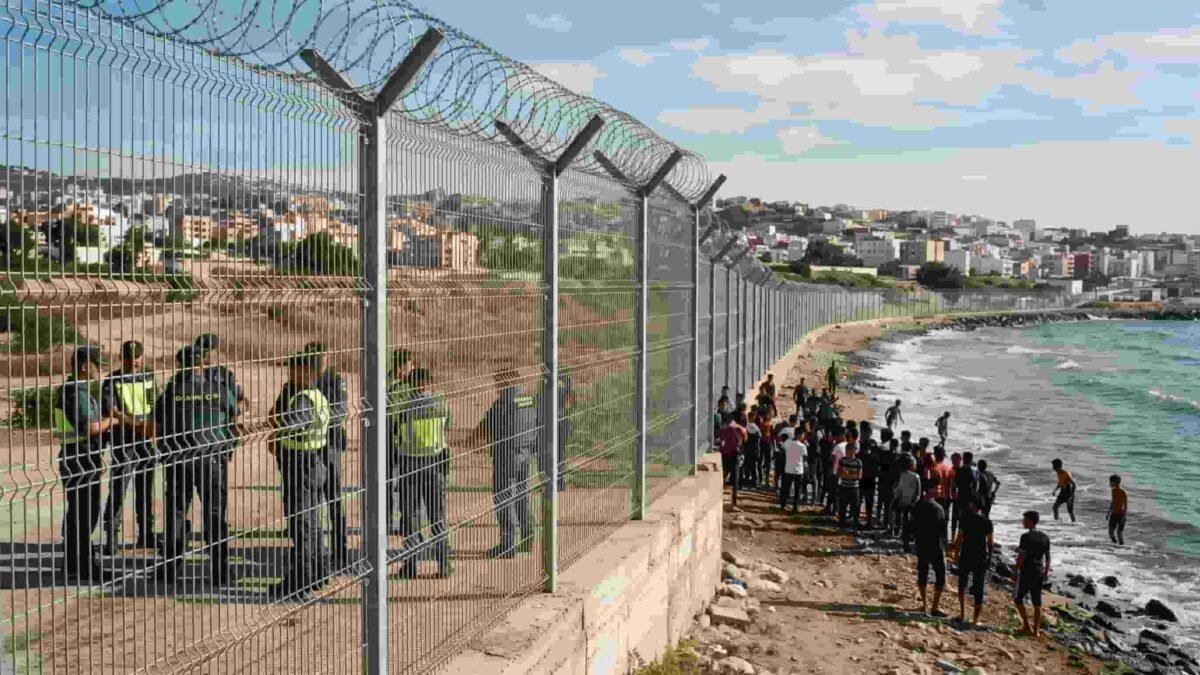 Security personnel and border perimeter in the Spanish enclave of Ceuta during the migrant crisis